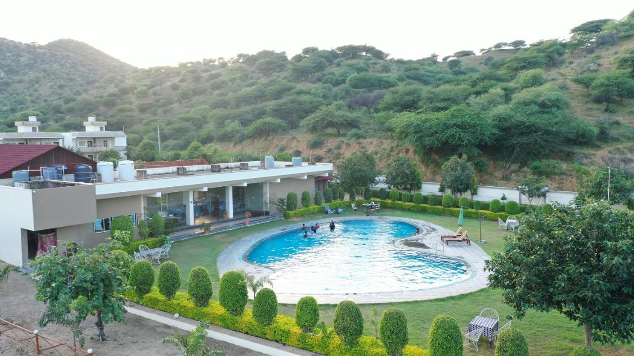 פושקאר Amar Bagh Resort מראה חיצוני תמונה