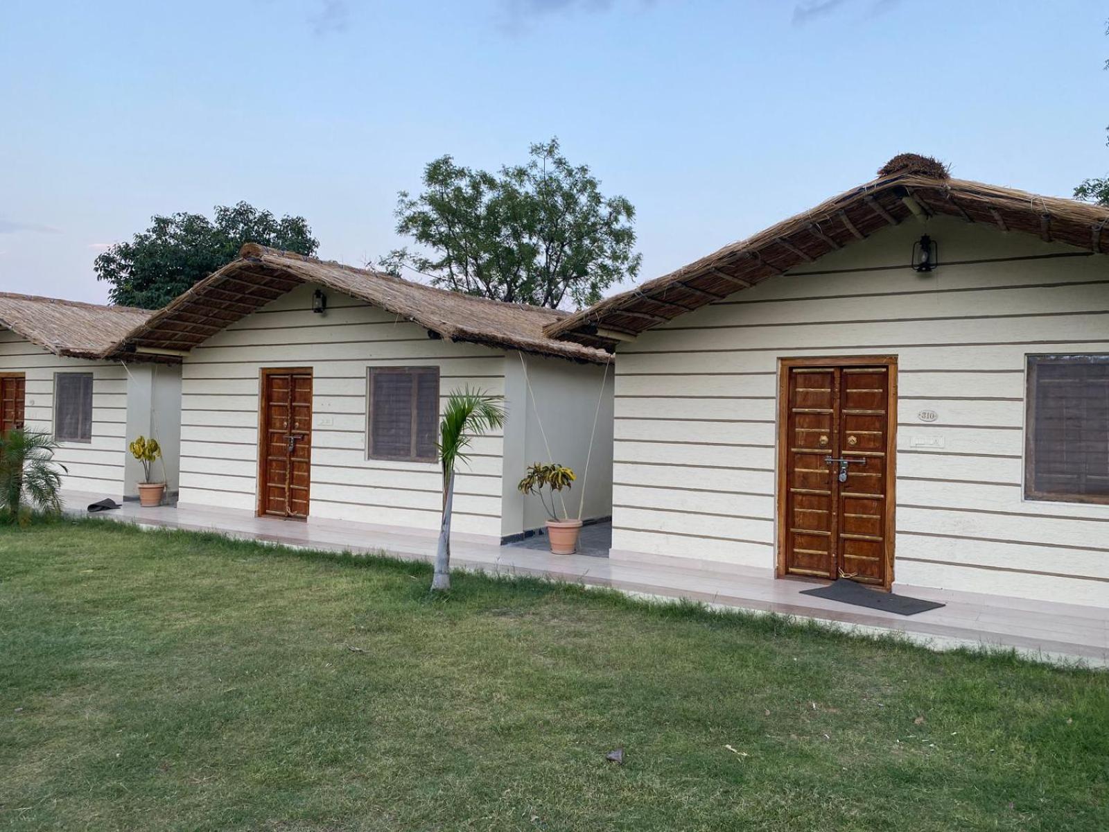 פושקאר Amar Bagh Resort מראה חיצוני תמונה